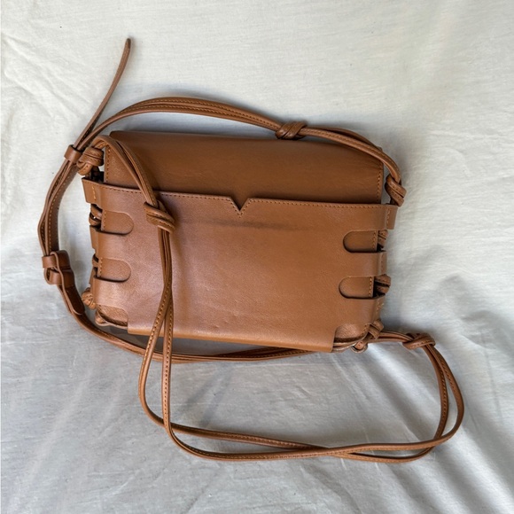 Von Holzhausen Camel Crossbody Bag - Picture 4 of 4